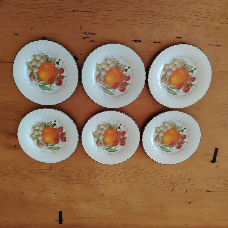 The Wiesenthal Paradise Valley 2142 Porcelain Fruit 6 x Side Plates