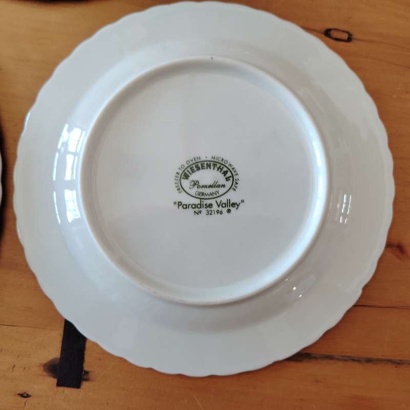 The Wiesenthal Paradise Valley 2142 Porcelain Fruit Plates and Bowls