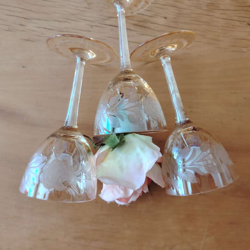 Vintage Etched Pink Optic Glass Wine Sherry Glasses