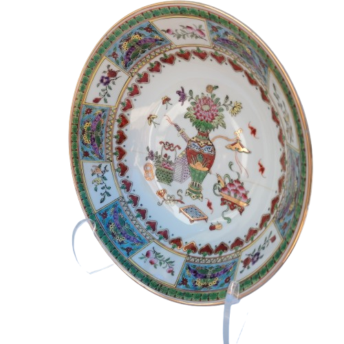 Chinese Cantonese serving bowl porcelain pottery