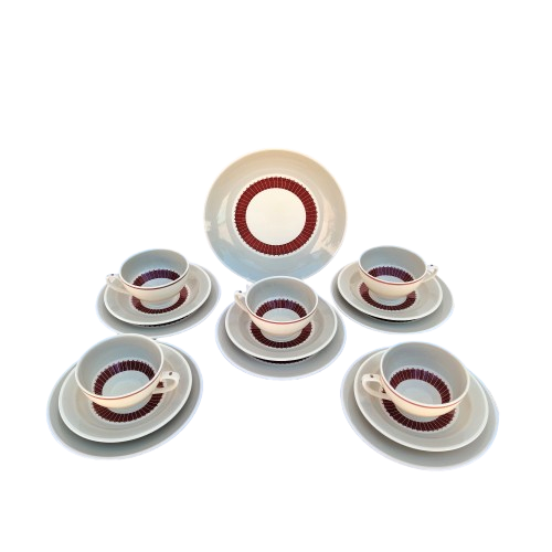 Decorative 1930's Susie Cooper Tea Trio's and Plate