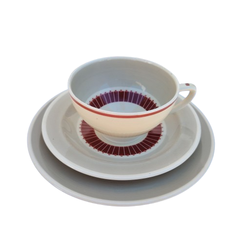 Decorative 1930's Susie Cooper Tea Trio's and Plate