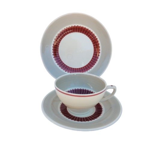 Decorative 1930's Susie Cooper Tea Trio's and Plate