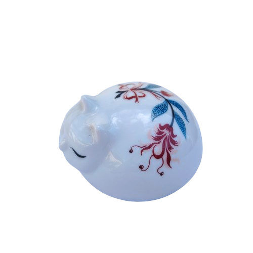 Elizabeth Arden Royal Pavillion at Brighton Porcelain Cat Trinket Box