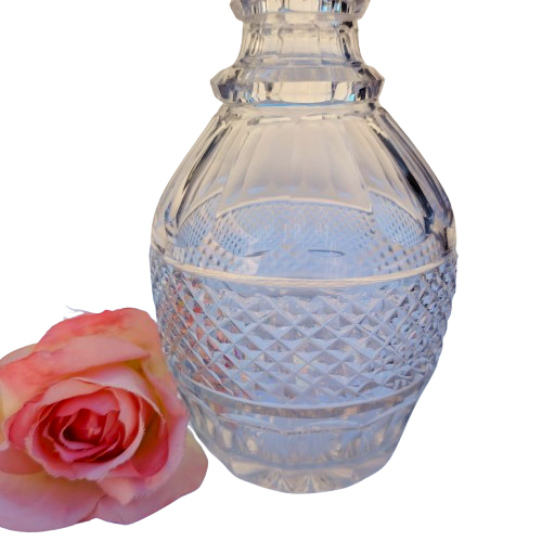 Great Quality Vintage Cut Glass Crystal Decanter