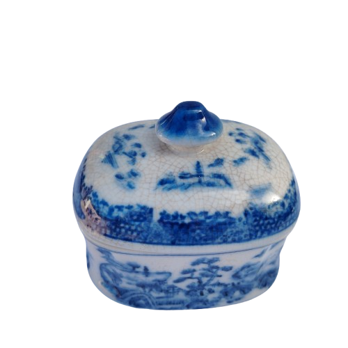 Wong Lee WL 1895 Blue and White lidded dish craquelure wares