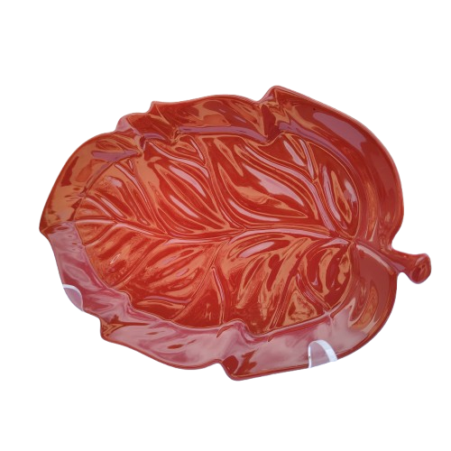 Carlton Wear Australian Design Red Leaf Plate