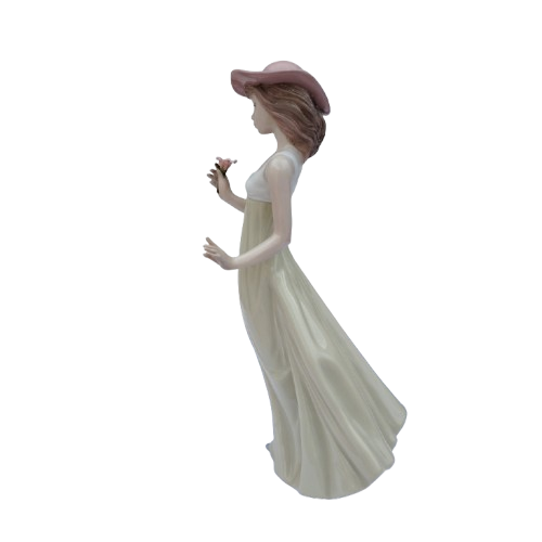 Nao by Lladro Gentle Breeze