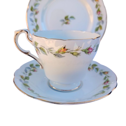 Paragon Fine Bone China Rosebud Garland Trio
