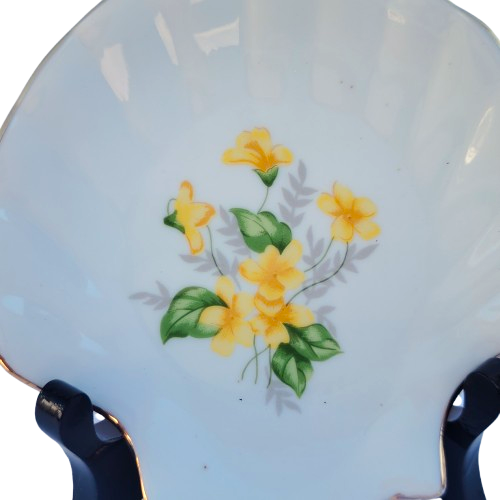 Vintage Davar Shell Shaped Trinket Dish