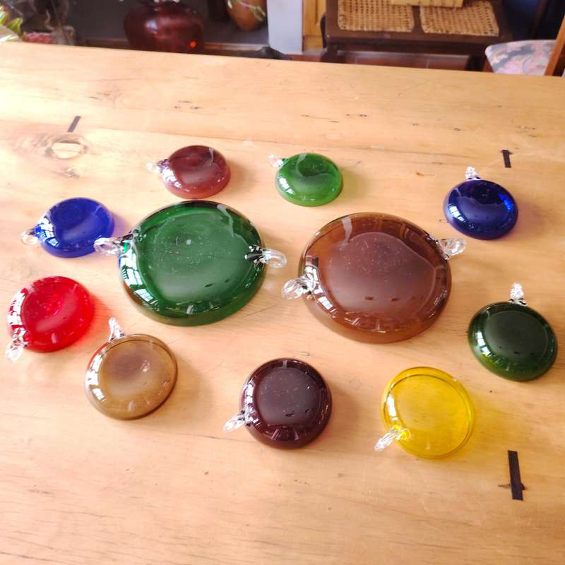 Dessert Cups and bowl in colored glass and stylized handles