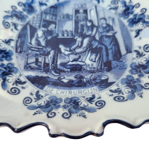 Delft Holland dish 'The Surgeon' series No 1494