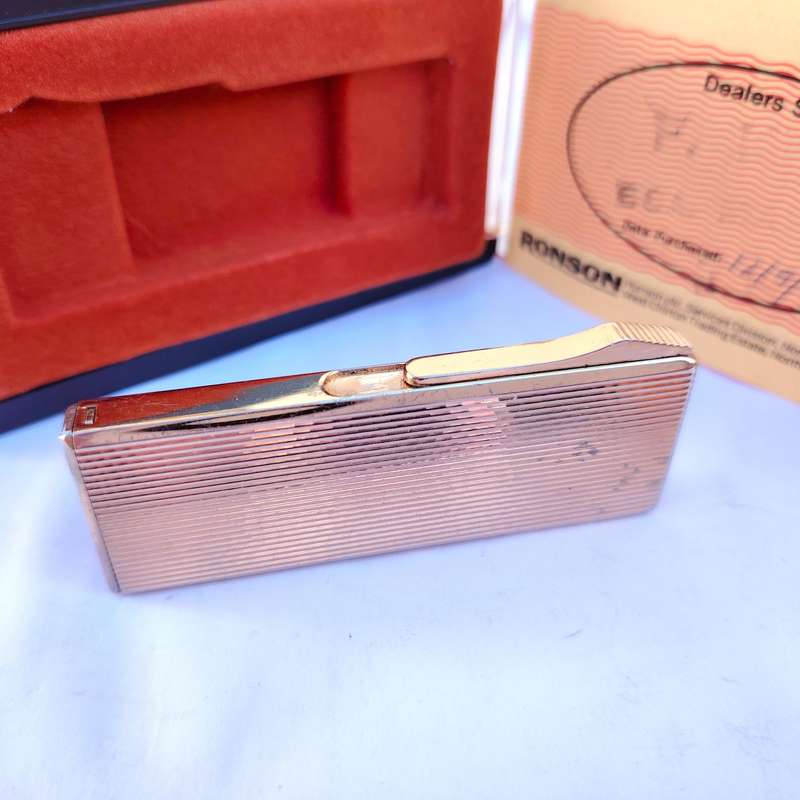 Ronson vintage gold metal Lighter 1988