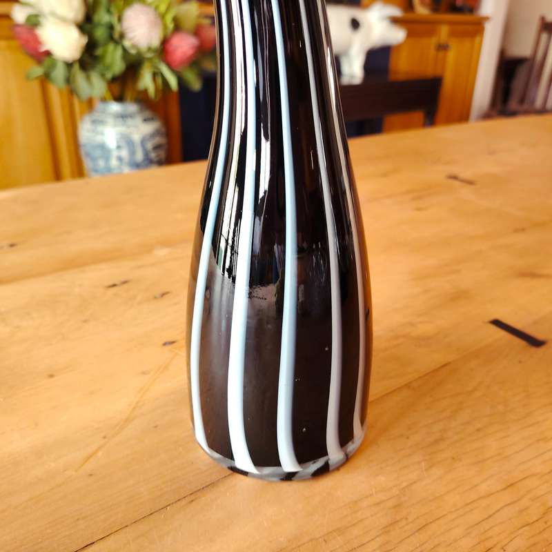 Murano stunning zebra striped design in black and white vase