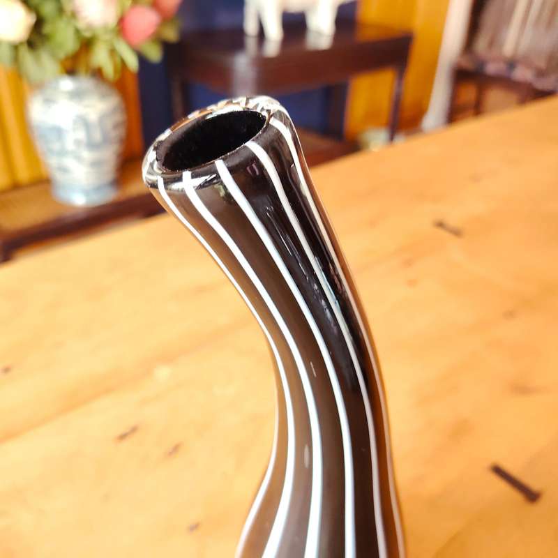 Murano stunning zebra striped design in black and white vase