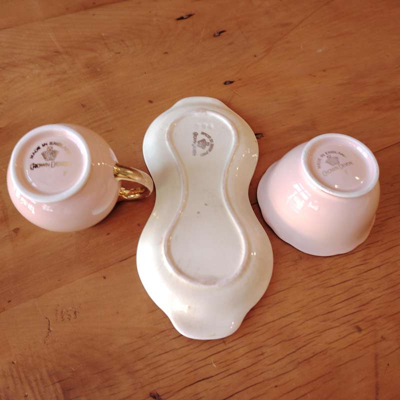 Crown Devon Fielding Pink and gold lustre set