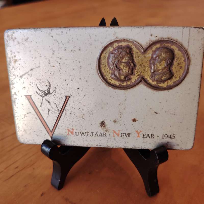 ORIGINAL- WW2 Jan & Isie Smuts South African New Year 1945 Chocolate Tin