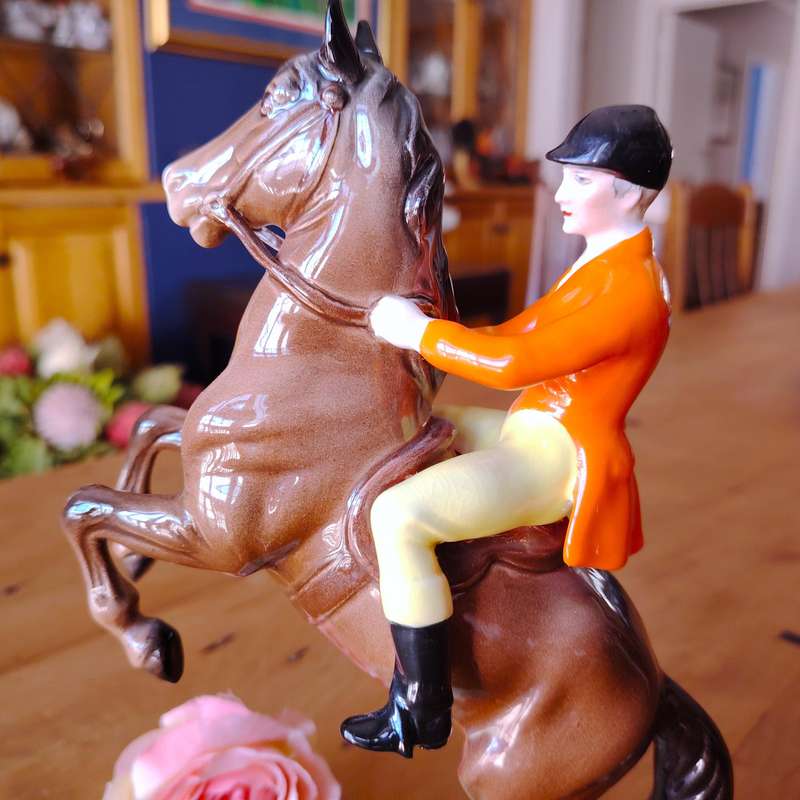 Beswick Rare figure Huntsman on Rearing Horse, First Version 868