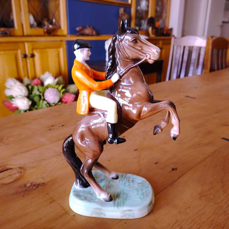 Beswick Rare figure Huntsman on Rearing Horse, First Version 868