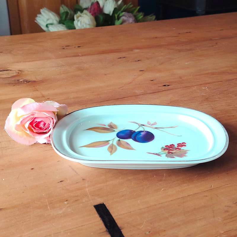 Royal Worcester Oval Dish Evesham Porcelain England
