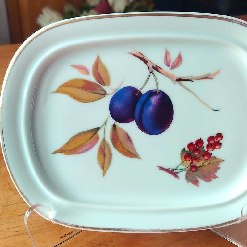 Royal Worcester Oval Dish Evesham Porcelain England