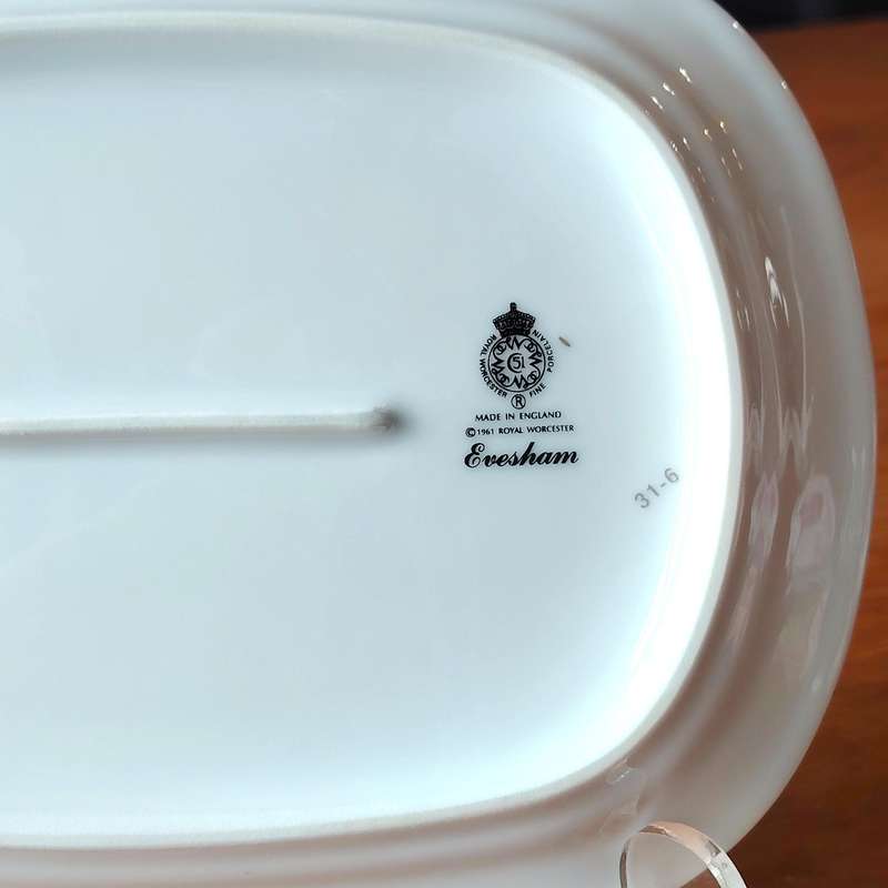 Royal Worcester Oval Dish Evesham Porcelain England
