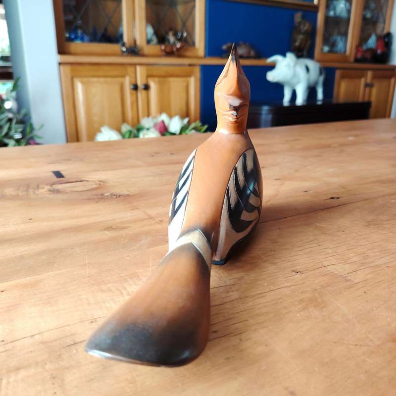 Feathers of Knysna Gallery carved and hand painted African Hoopoe