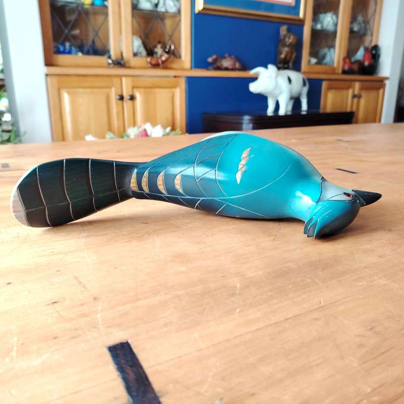 Feathers of Knysna Gallery carved and hand painted Blue Jay