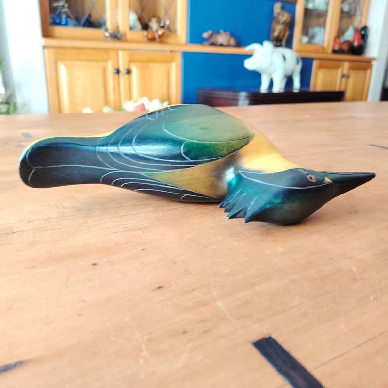 Feathers of Knysna Gallery carved and hand painted Sacred Kingfisher