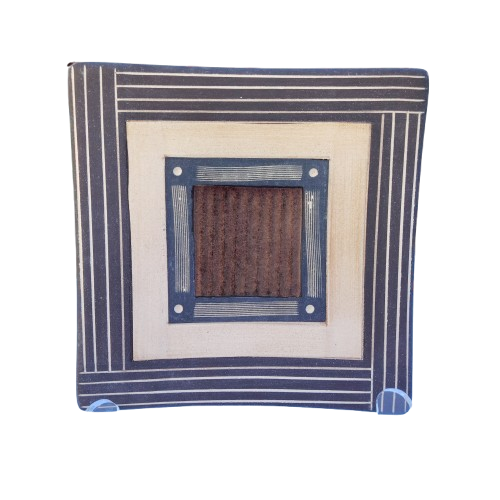 Lulu Dessert Plate  Striking Contemporary Design