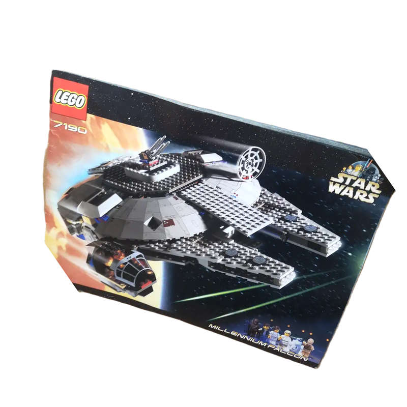 LEGO Huge Set 7190 Star Wars Millennium Falcon