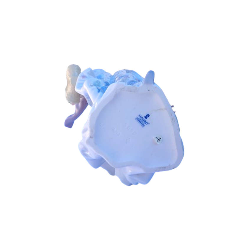 Lladro Spanish Porcelain Figurine Of The Spring Splendor No. 5898