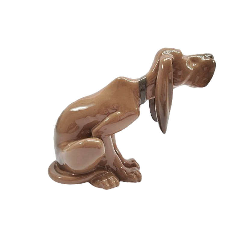 Lladro figurines of dog, Timid Dog 5111