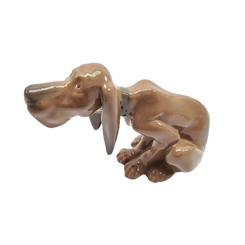 Lladro figurines of dog, Timid Dog 5111