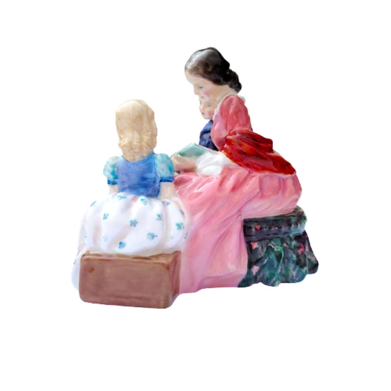 Royal Doulton Figurine Bedtime Story HN 2809