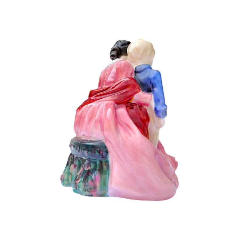 Royal Doulton Figurine Bedtime Story HN 2809