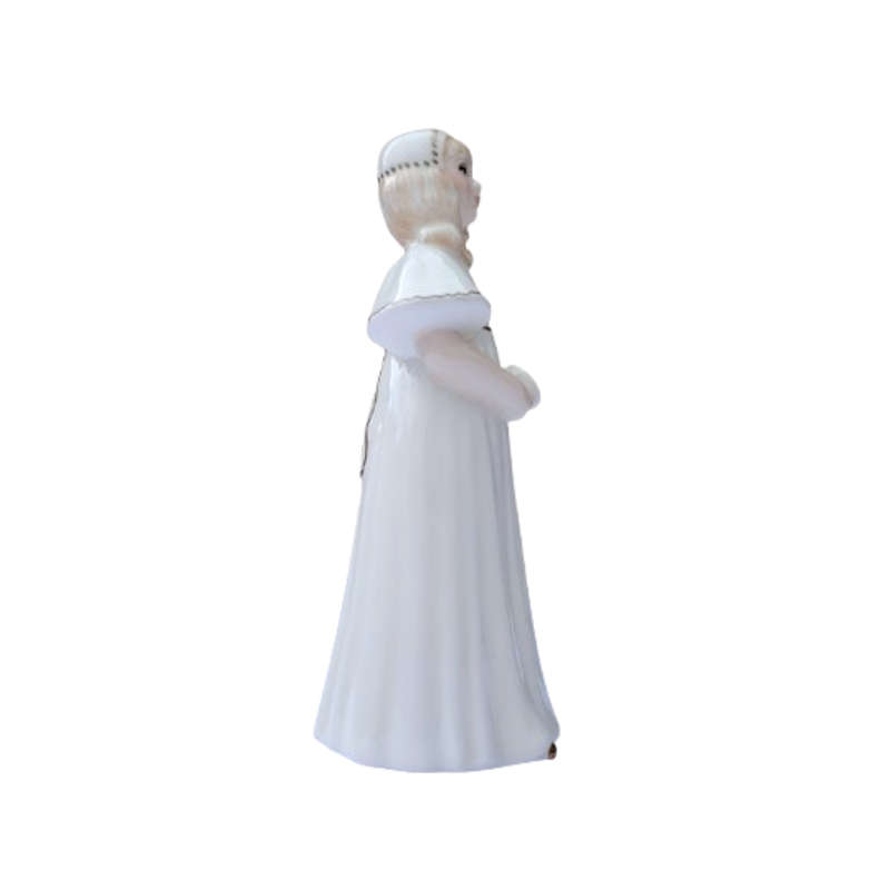 Royal Doulton Figurine Bridesmaid HN 2874