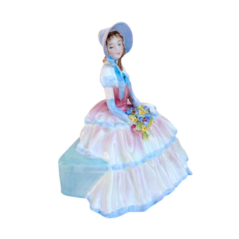 Royal Doulton Figurine Daydreams HN 1731