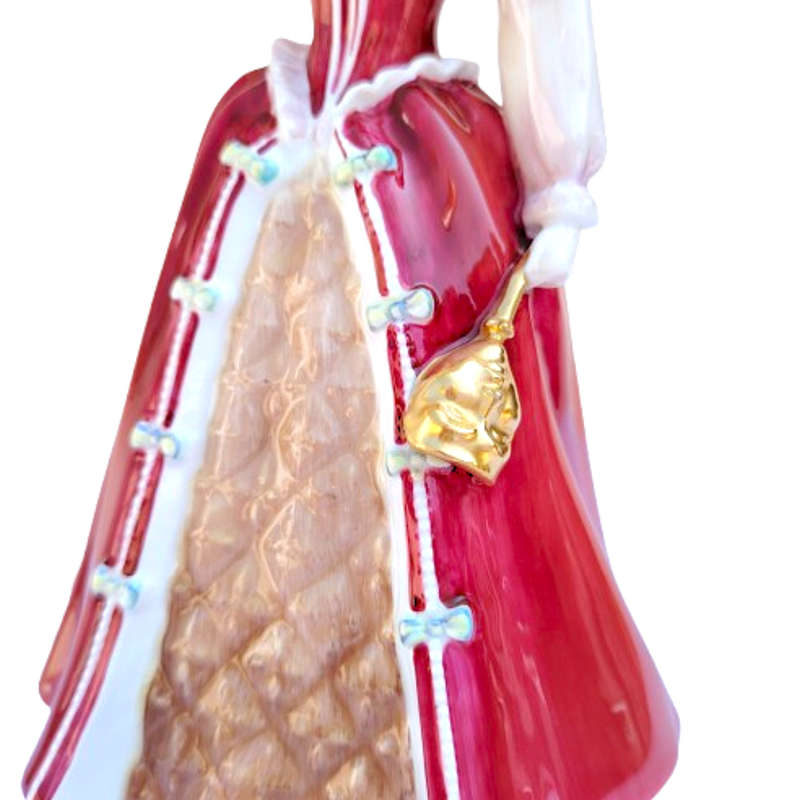Royal Doulton Queens of The Realm Figurine Queen Elizabeth 1 HN 3782