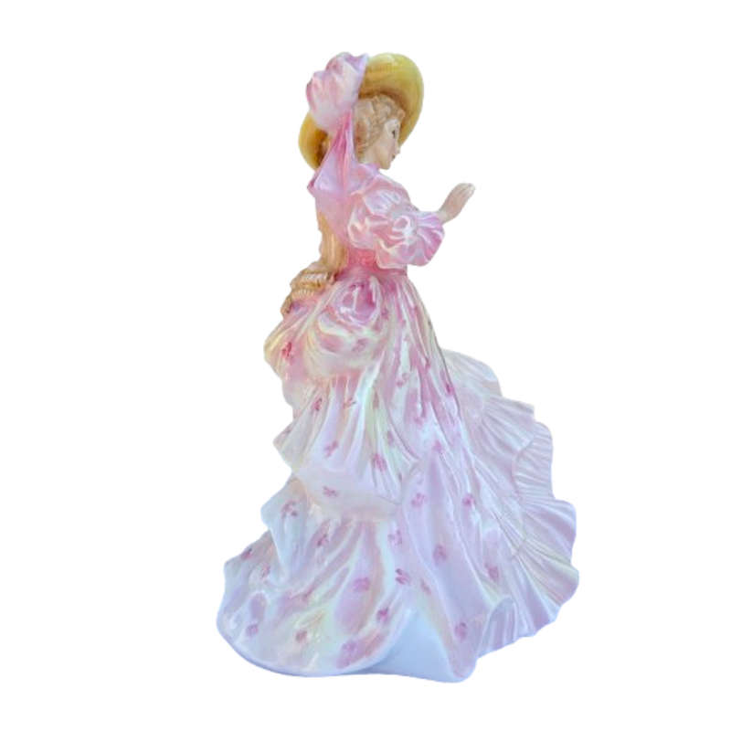 Royal Doulton Figurine Flowers of Love Camellians HN 3701