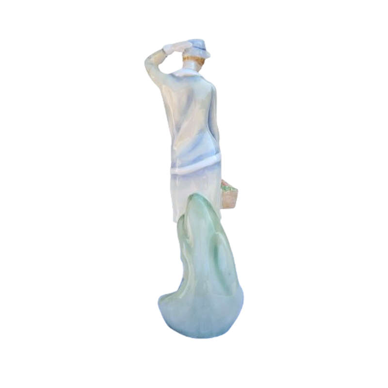 Royal Doulton Figurine Ellen HN 3816