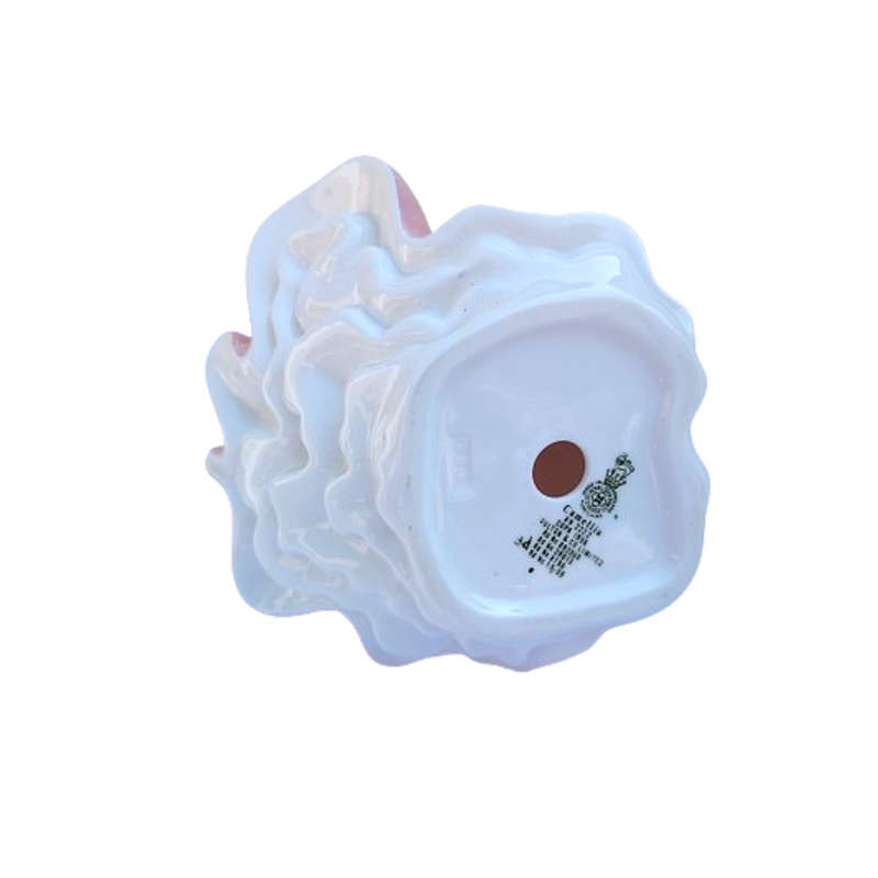 Royal Doulton Figurine Cameilla HN 2222