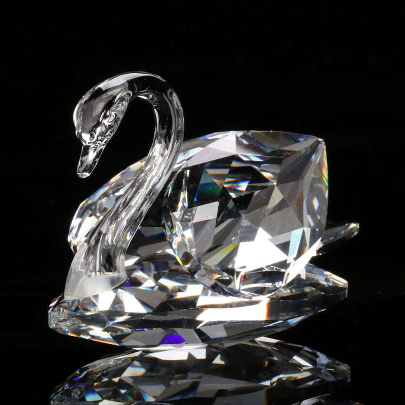 Swarovski Crystal Large Swan Beauties of the Lake Feathered Friends