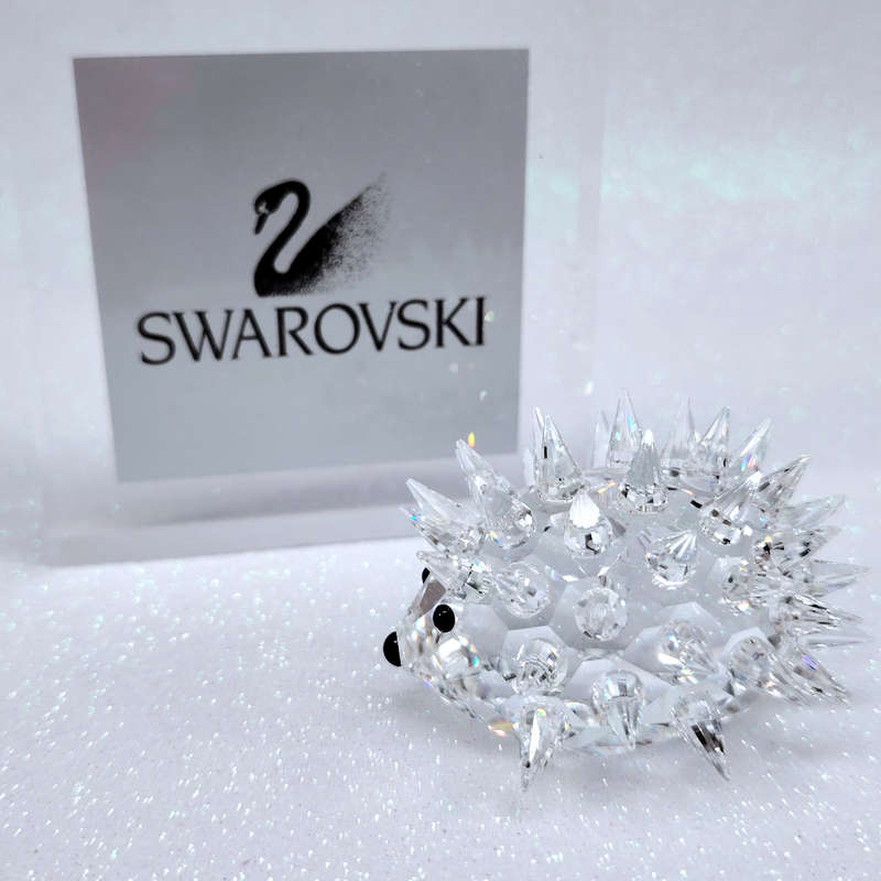 Swarovski Crystal Medium Oval Hedgehog no Whiskers