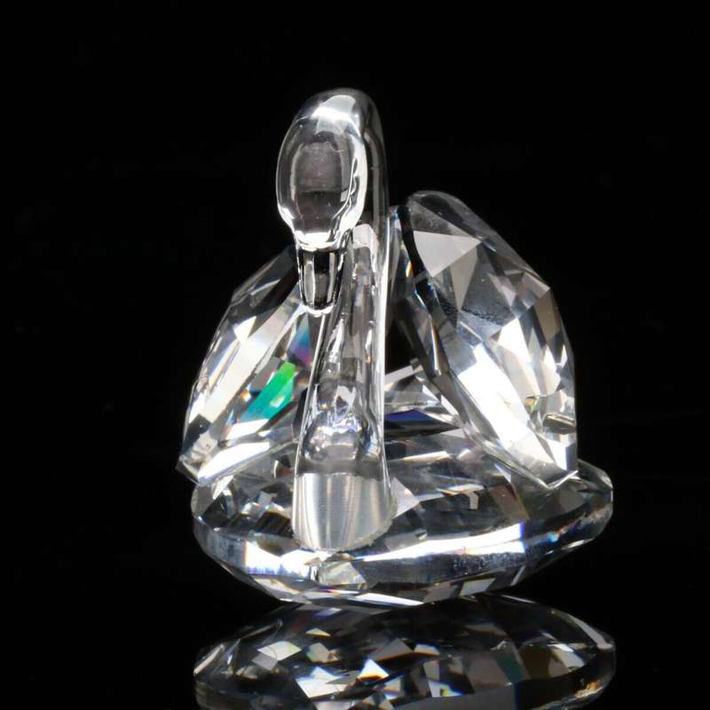 Swarovski Crystal Medium Swan Beauties of the Lake