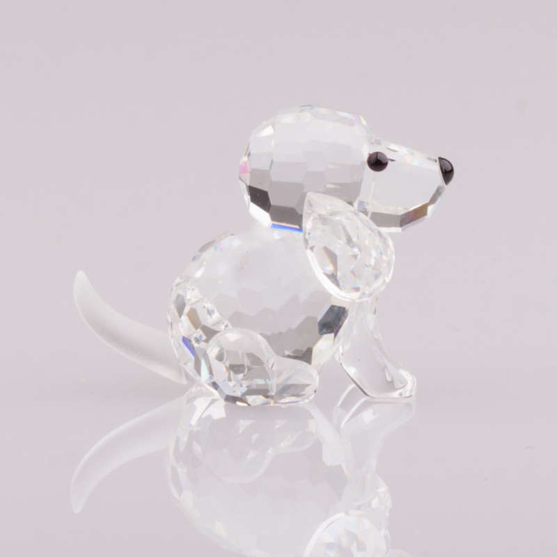 Swarovski Crystal Sitting Beagle Dog "Pet's Corner"
