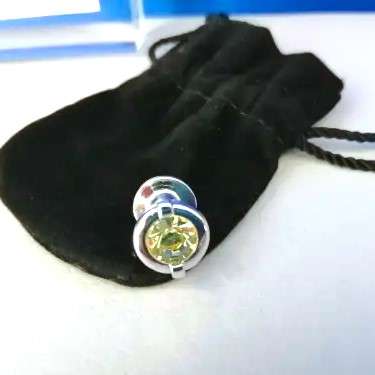 Swarovski Crystal Event Pin 2004 Round Rhodium Yellow Anna