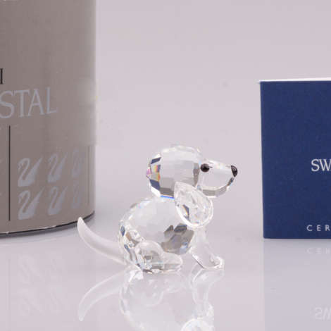 Swarovski Crystal Sitting Beagle Dog "Pet's Corner"