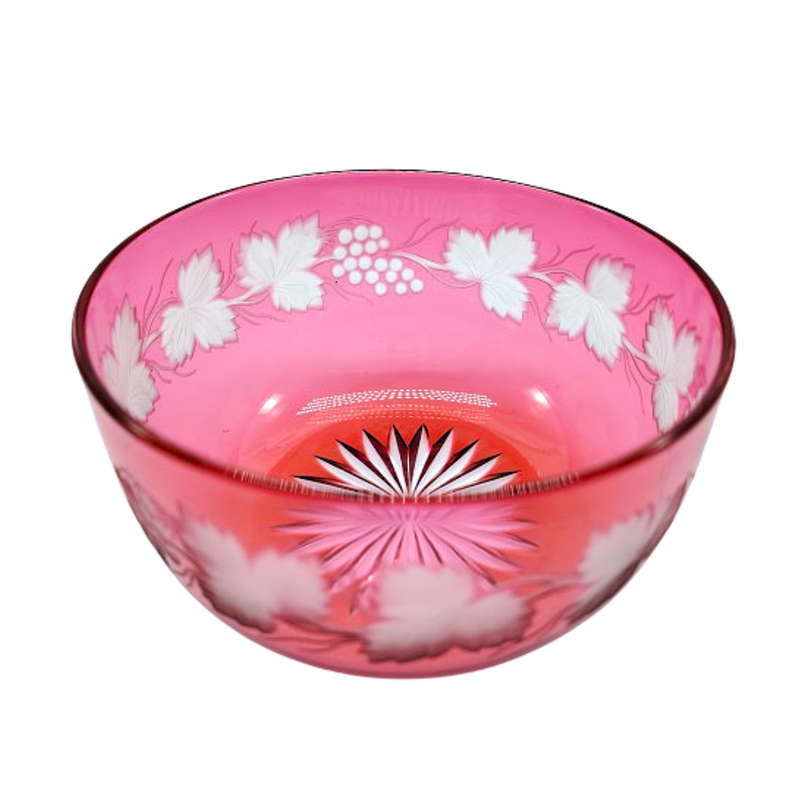 Beautiful engraved cranberry glass bowl decorated with fruiting vine