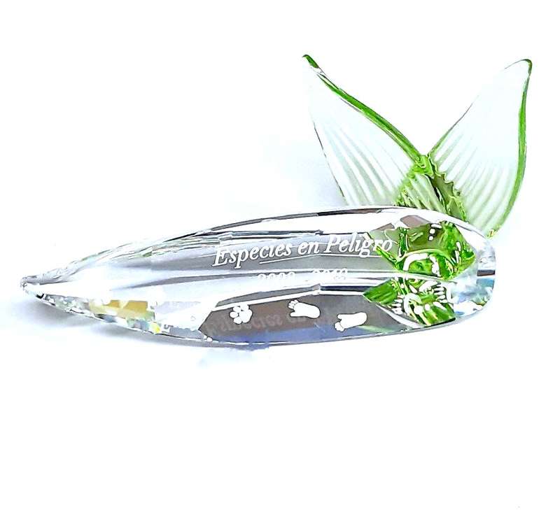 Swarovski Silver Crystal Endangered Wildlife Title Plaque 2008-2010
